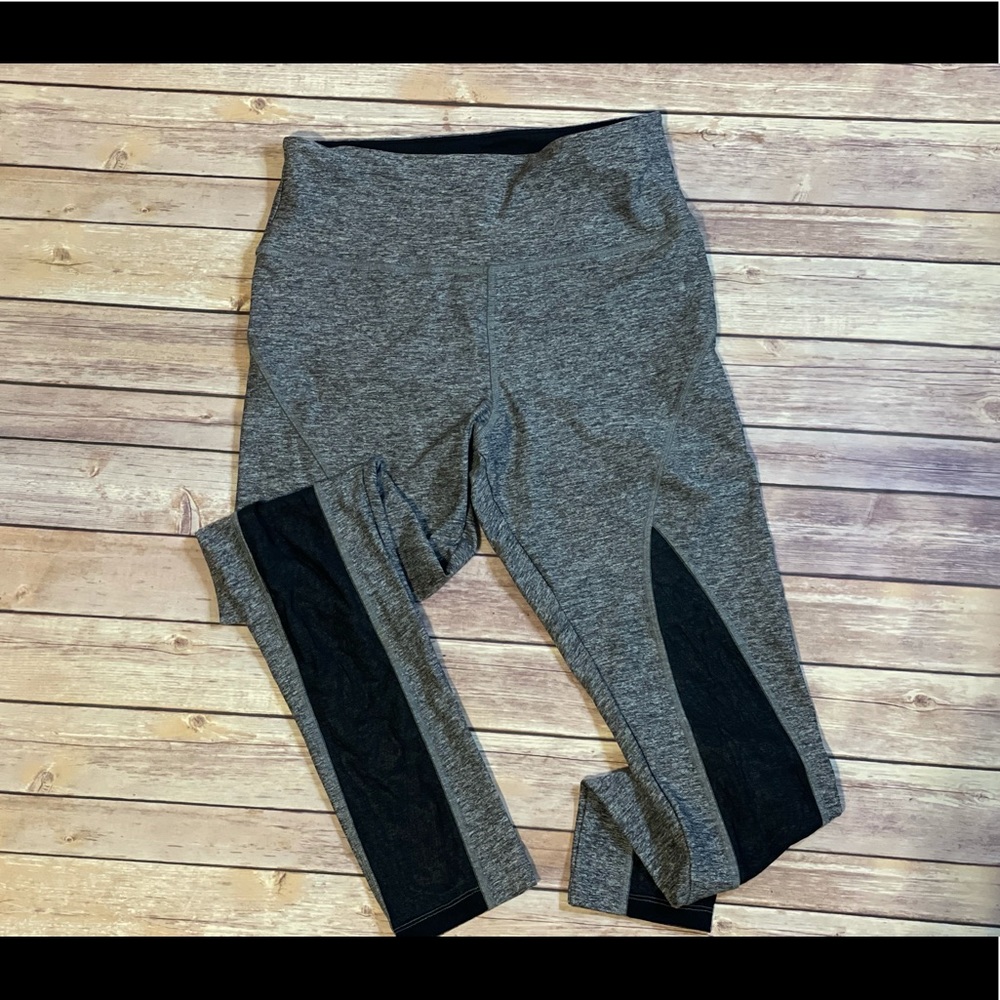 VS pink Ultimate Leggings